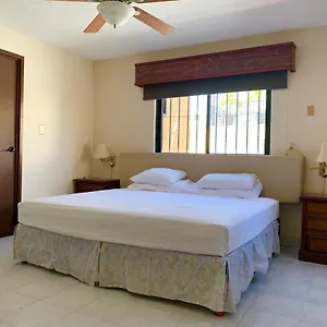 Casa Oyamel, Private In The Heart Of Cancun
