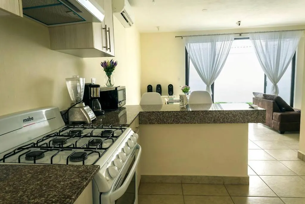 ✦Habitacion Vainilla Cancun✦ Harmony Guest House✦ 0*, Cancun Mexico