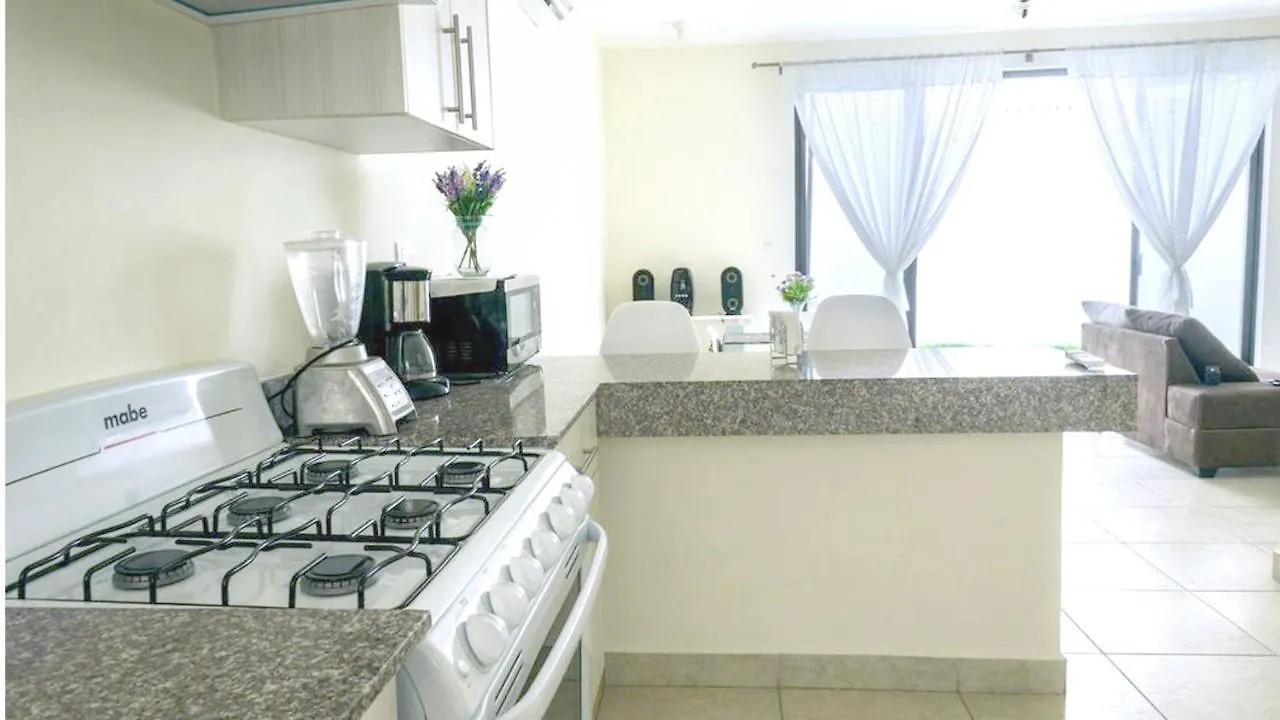 Homestay ✦Habitacion Vainilla Cancun✦ Harmony Guest House✦ Mexico
